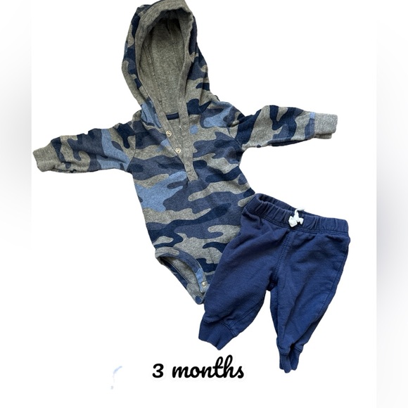 Carters Outfit - Picture 1 of 1